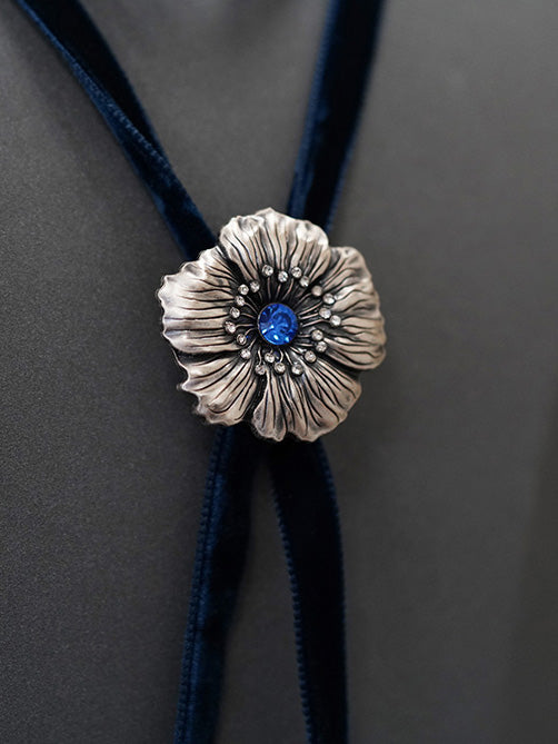 Artical Heart Flower Bolo Tie