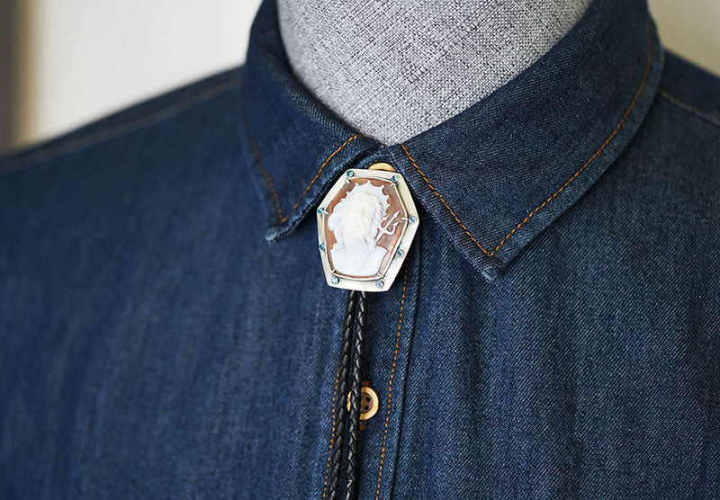 "Poseidon" Italian Master Cameo Bolo Tie - S999 Silver with Blue Gems