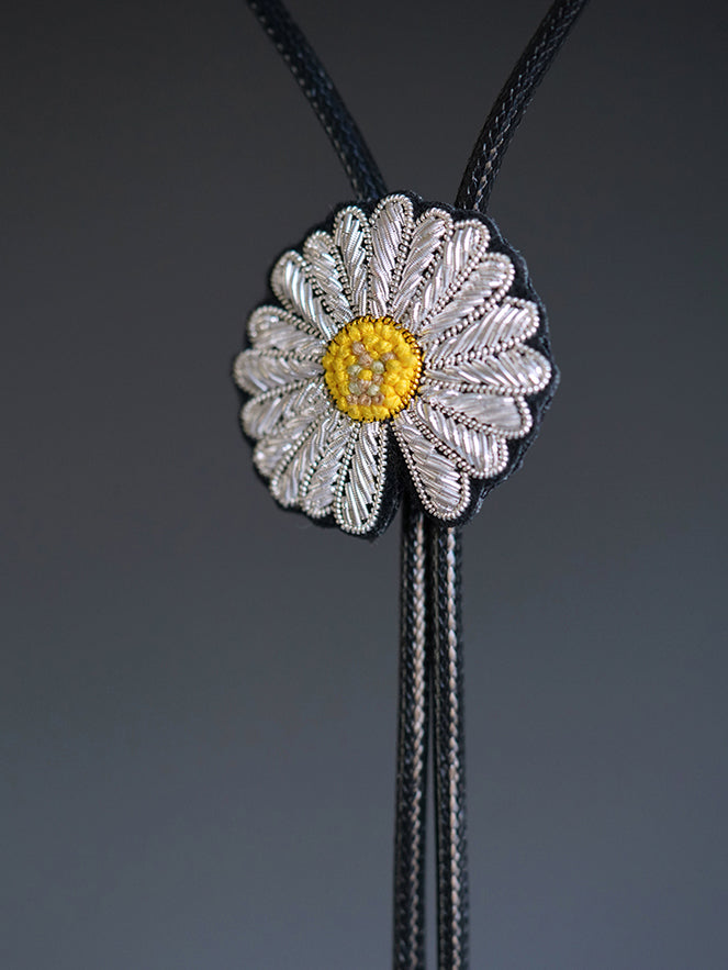 Artical Heart Daisy Bolo Tie