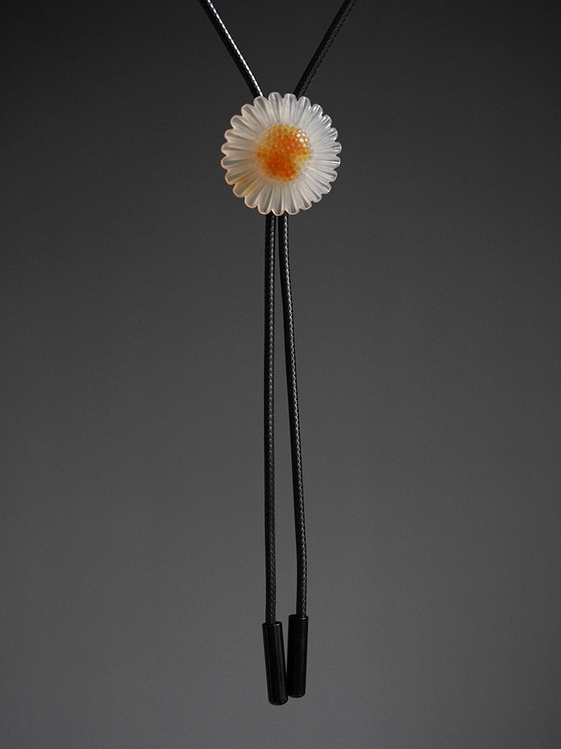 Artical Heart Daisy Bolo Tie