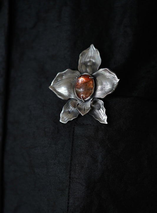 [OOAK] Hand-Sculpted Silver Orchid Brooch - The Solar Heart Sunstone