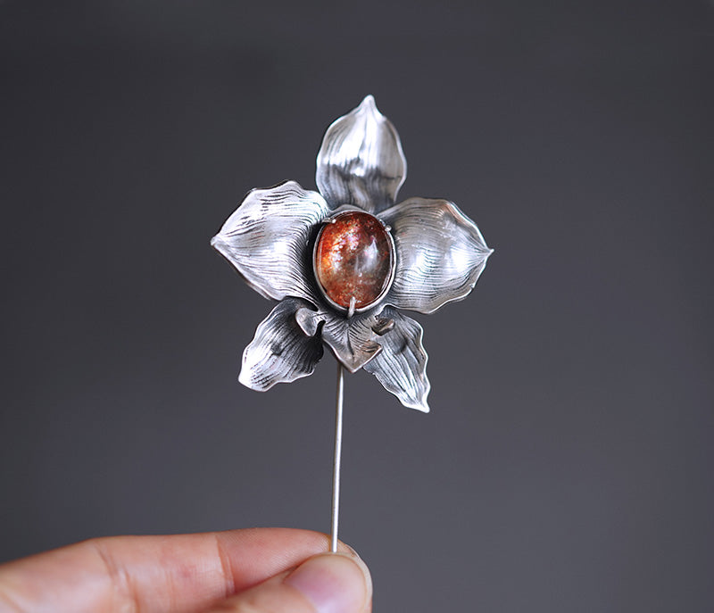 [OOAK] Hand-Sculpted Silver Orchid Brooch - The Solar Heart Sunstone