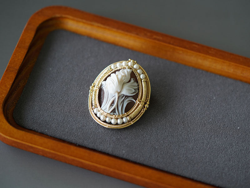 [OOAK] Italian Master Cameo Brooch - The Regal Tulip & Pearl-Crowned Garland