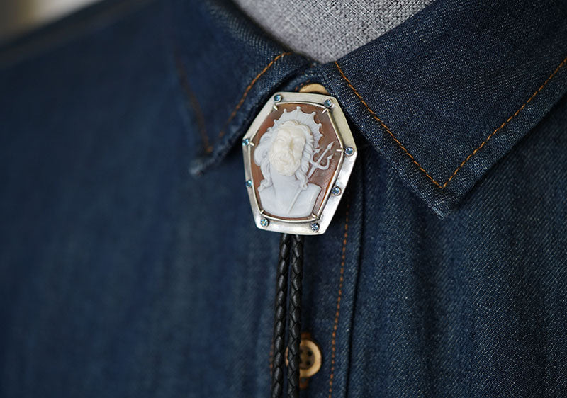 "Poseidon" Italian Master Cameo Bolo Tie - S999 Silver with Blue Gems