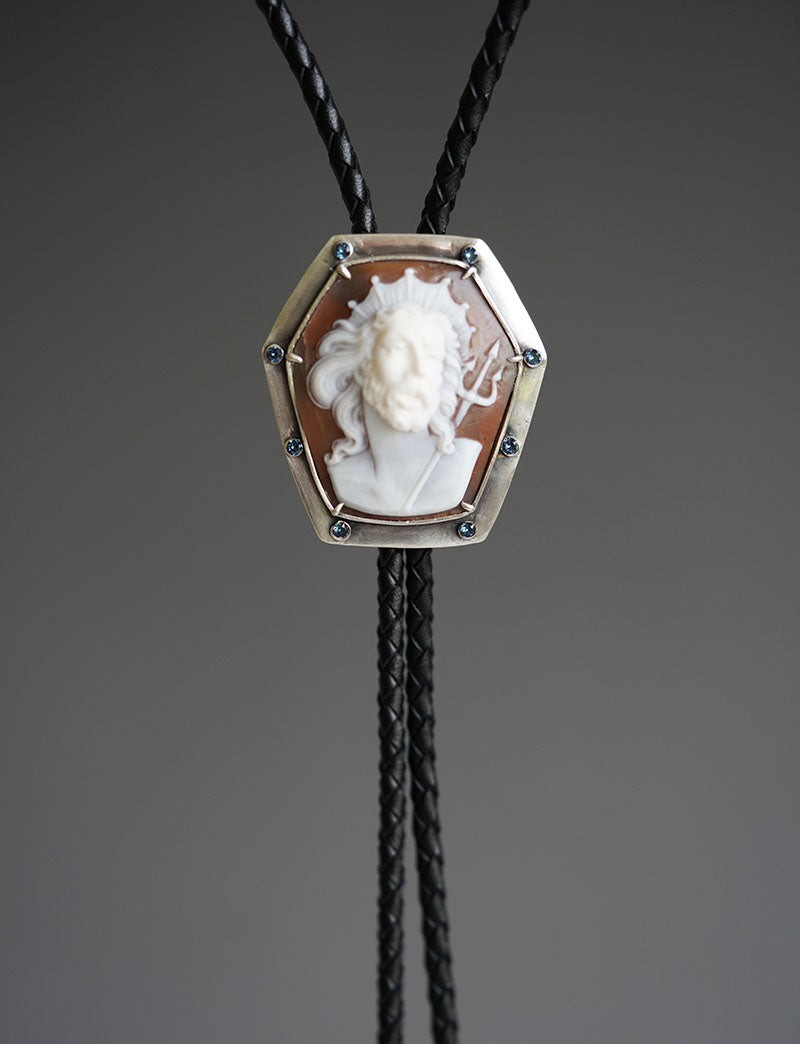 "Poseidon" Italian Master Cameo Bolo Tie - S999 Silver with Blue Gems