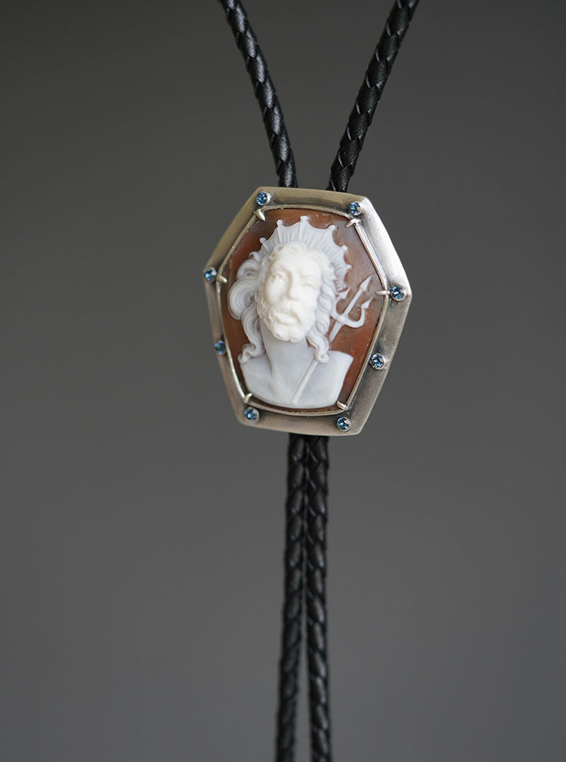 "Poseidon" Italian Master Cameo Bolo Tie - S999 Silver with Blue Gems