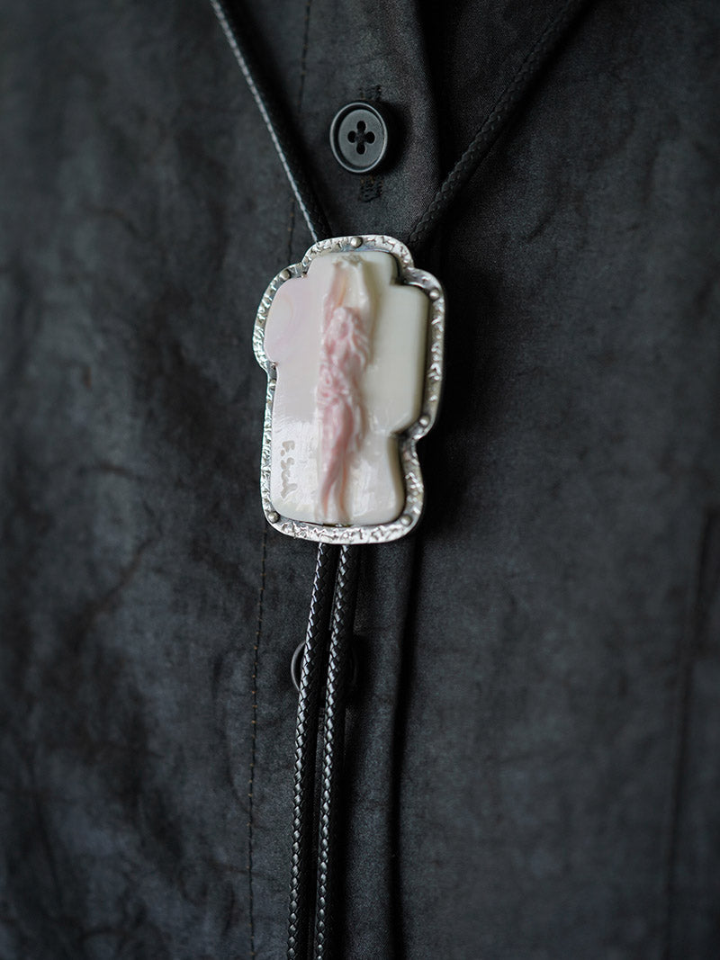 "Jesus" Italian Master Hand-Carved Queen Conch Cameo Bolo Tie in S990 Pure Silver
