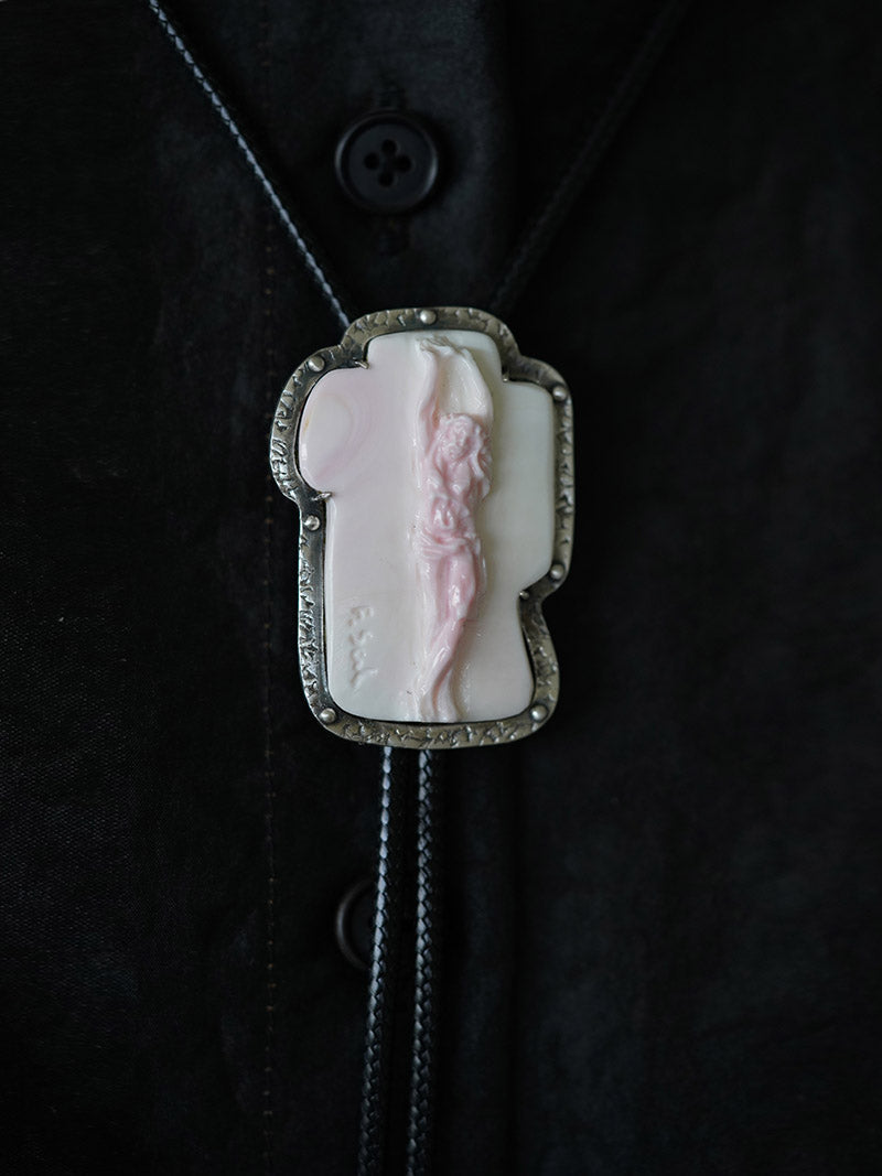 "Jesus" Italian Master Hand-Carved Queen Conch Cameo Bolo Tie in S990 Pure Silver