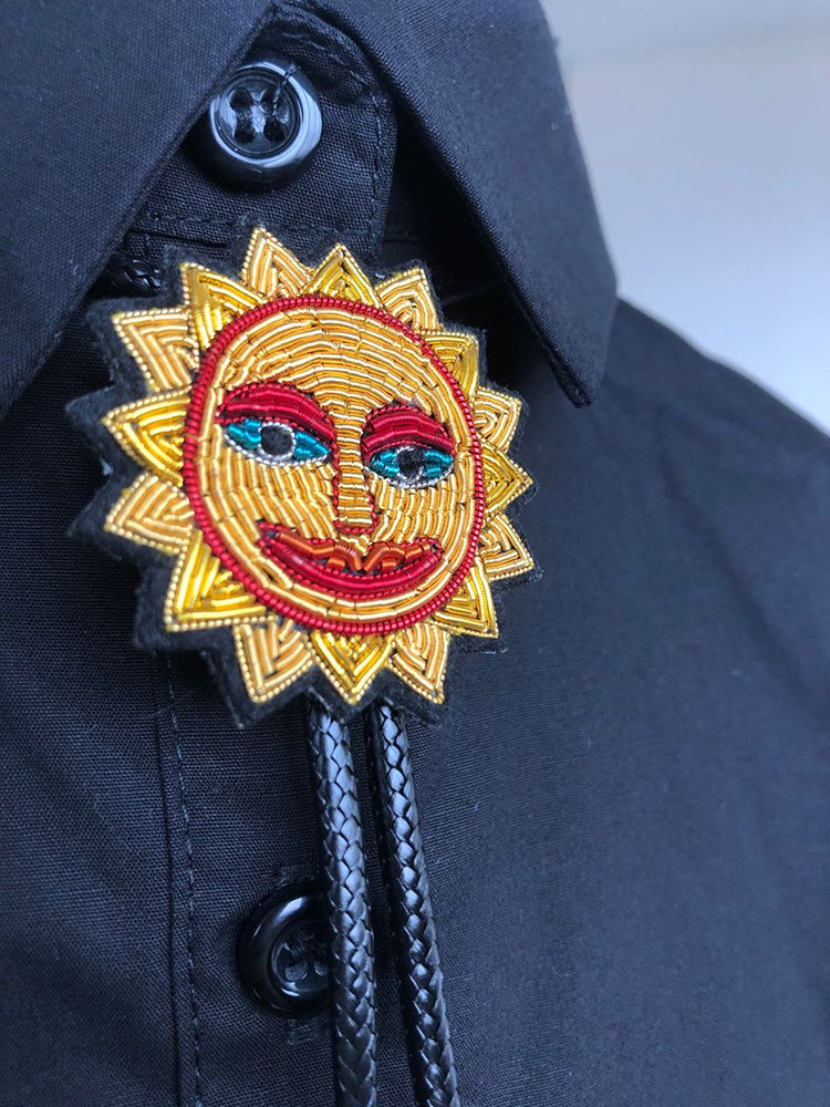 Hymn to the Sun：Zardosi Hand-Embroidered Mythological Solar Bolo Tie