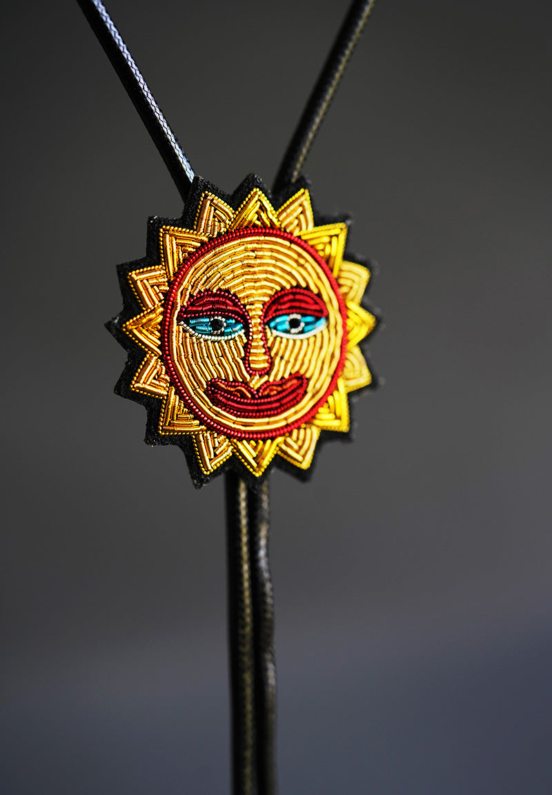 Hymn to the Sun：Zardosi Hand-Embroidered Mythological Solar Bolo Tie