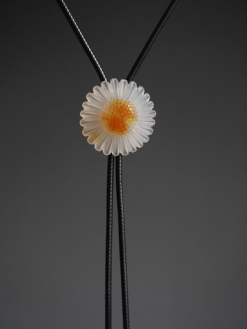 Artical Heart Daisy Bolo Tie