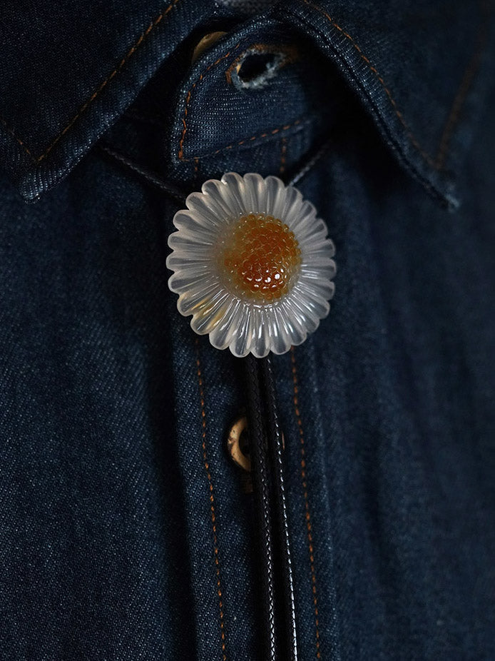 Artical Heart Daisy Bolo Tie