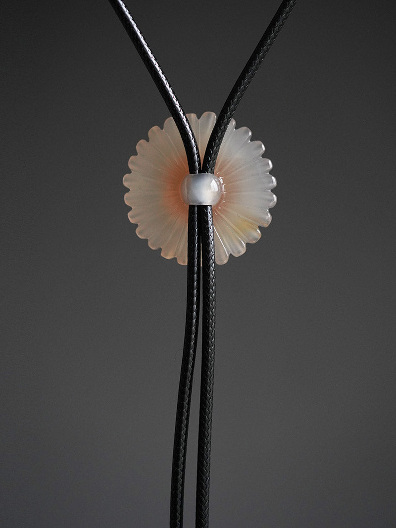 Artical Heart Daisy Bolo Tie