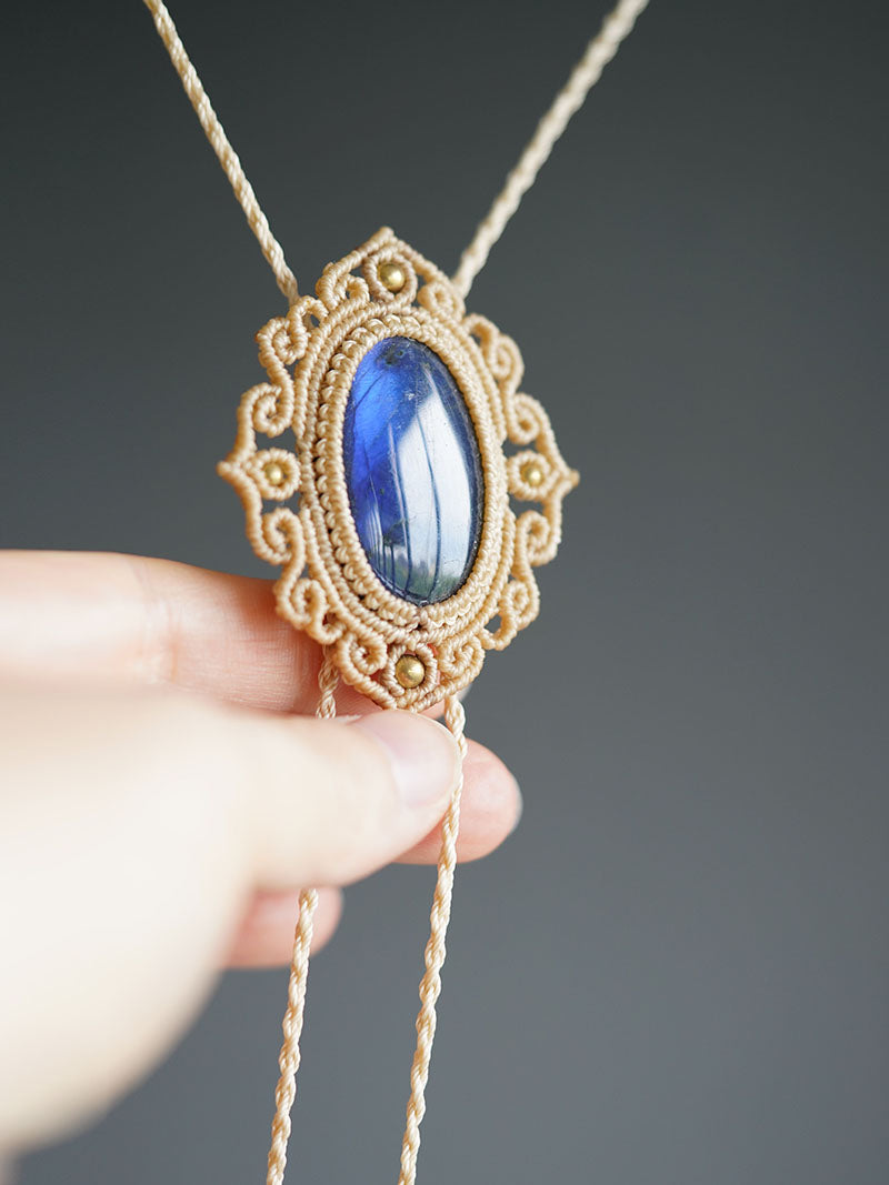 Artical Heart Labradorite Macrame Bolo Tie