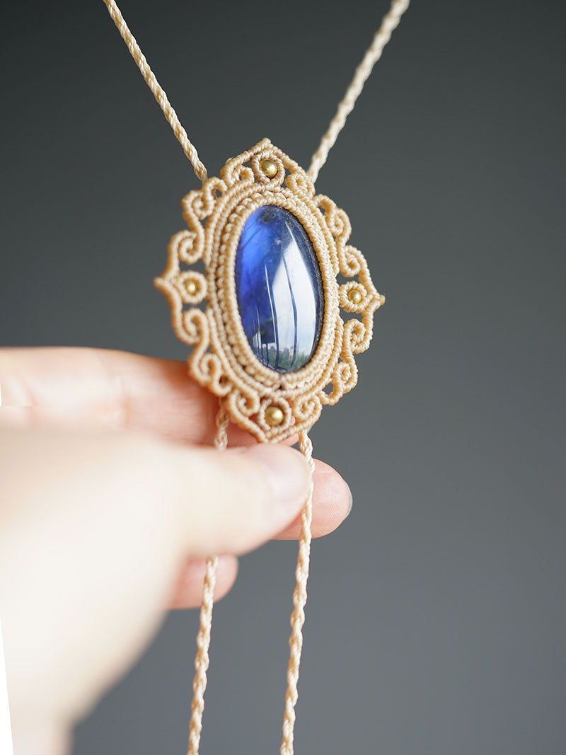 Artical Heart Labradorite Macrame Bolo Tie