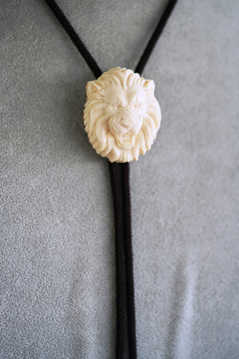 Artical Heart Lion King Bolo Tie