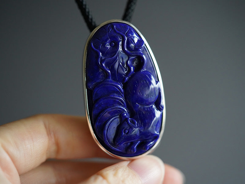 Artical Heart 'Shu-Lai-Bao' (The Augury of the Wealth Rat)：Silver with Lapis Lazuli Bolo Tie