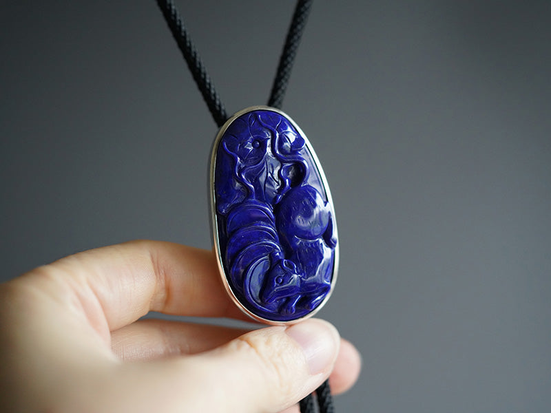Artical Heart 'Shu-Lai-Bao' (The Augury of the Wealth Rat)：Silver with Lapis Lazuli Bolo Tie