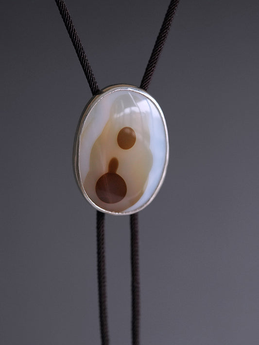 Universal Radiance：S925 Silver with Ocean Chalcedony Bolo Tie
