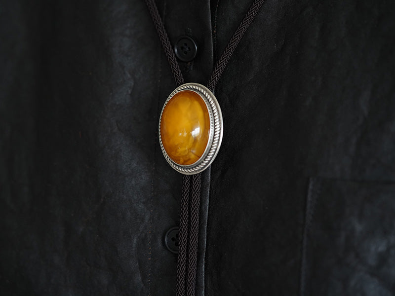 Poetry of Time" — Handcrafted S999 Fine Silver Natural Amber Bolo Tie
