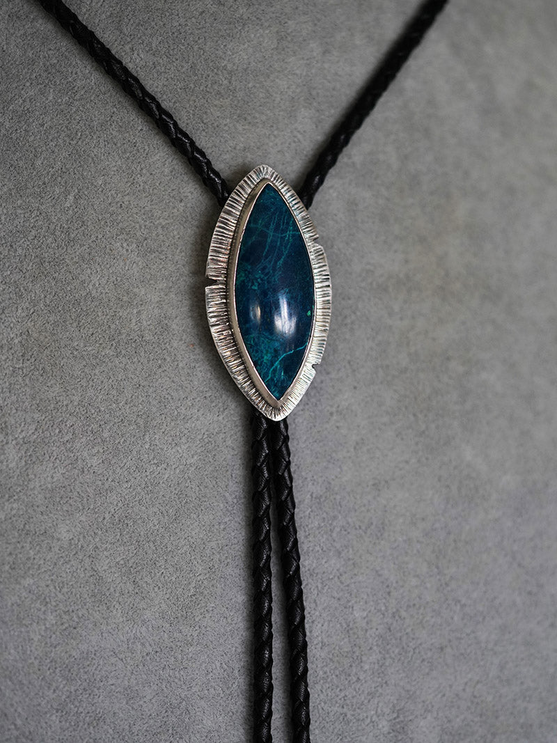 Artical Heart The Mountain Creek:Silver with Chrysocolla Bolo Tie
