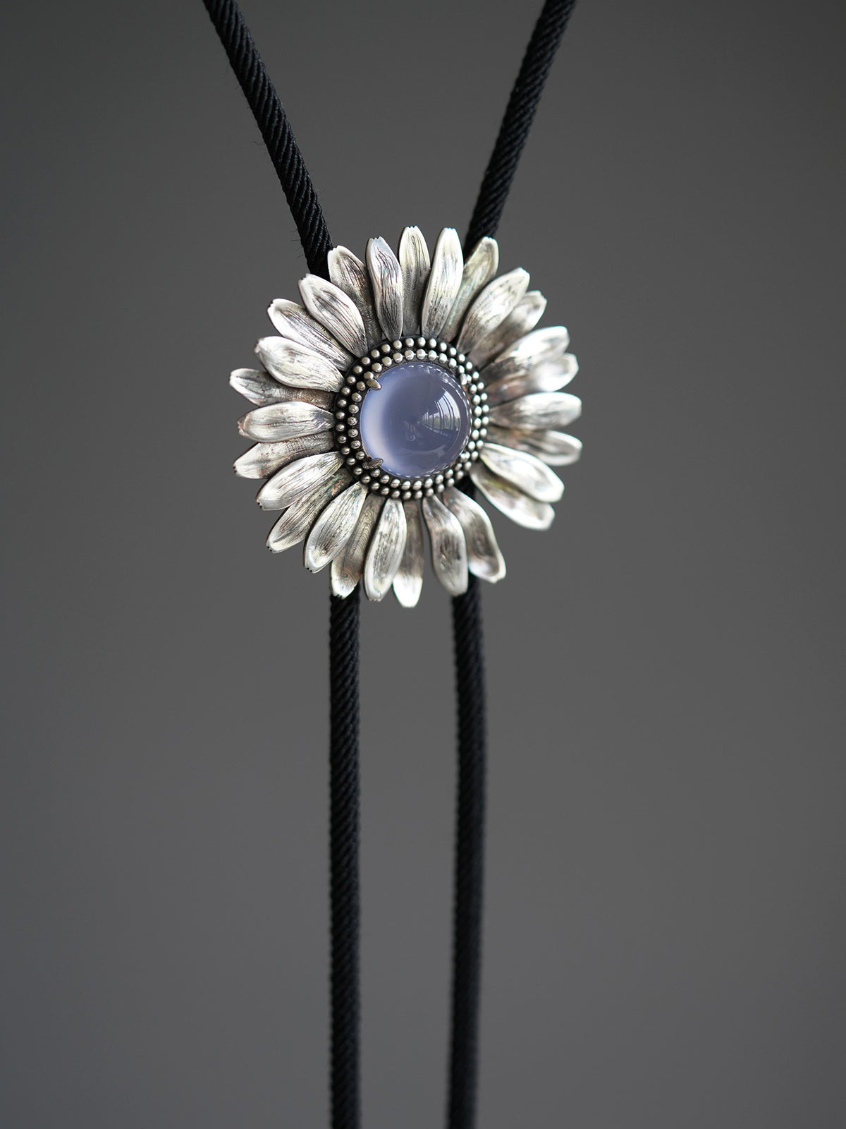 Artical Heart Daisy: Artisanal S999 Fine Silver Blue Agate Artifact Bolo Tie