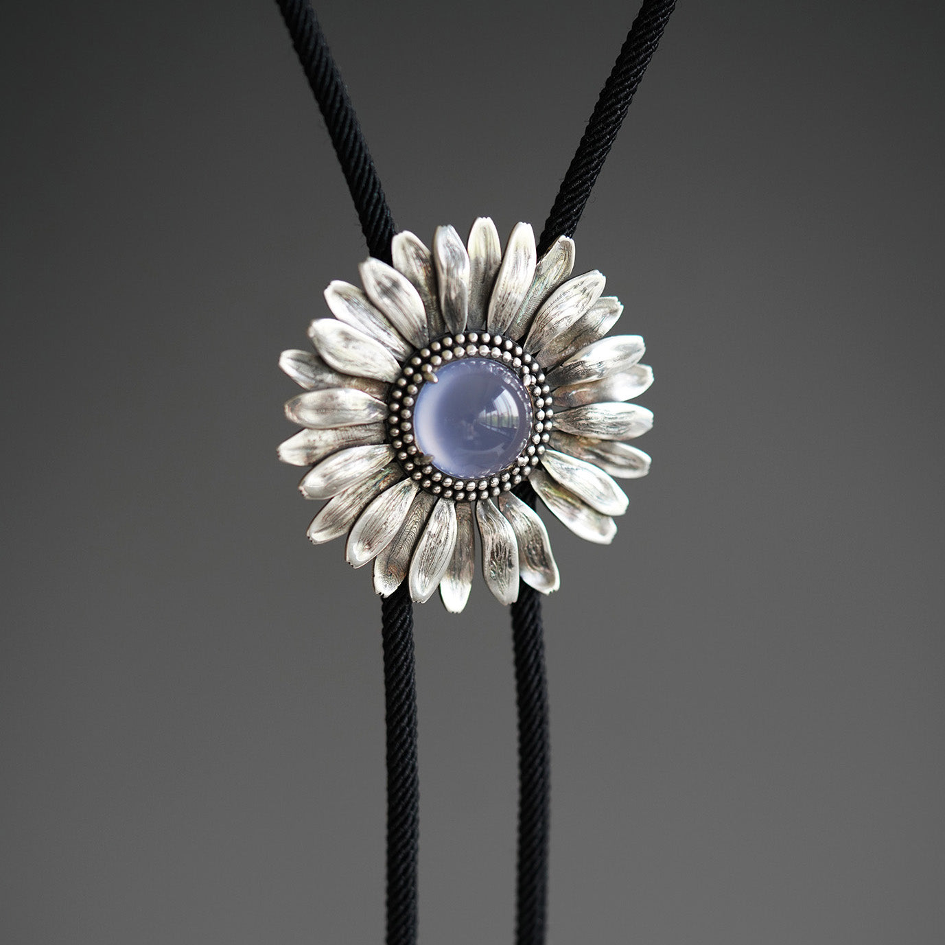 Artical Heart Daisy: Artisanal S999 Fine Silver Blue Agate Artifact Bolo Tie