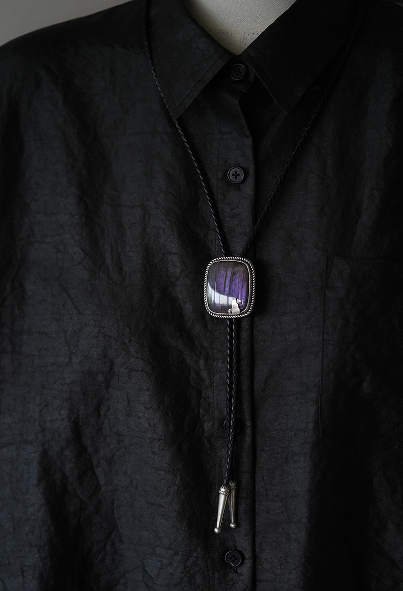 “The Window Gazer” Natural Labradorite and Silver Cat Bolo Tie