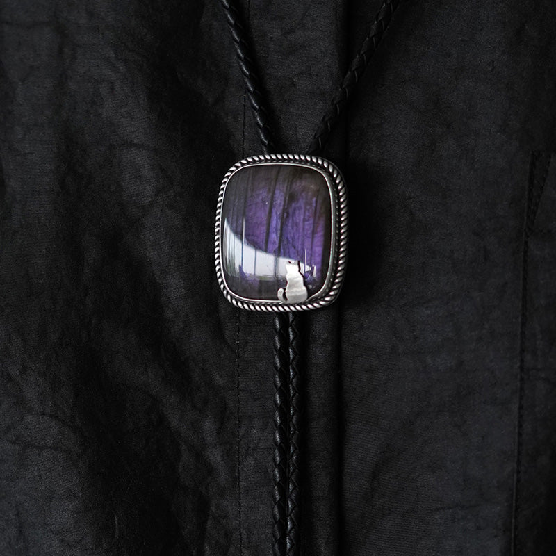 “The Window Gazer” Natural Labradorite and Silver Cat Bolo Tie