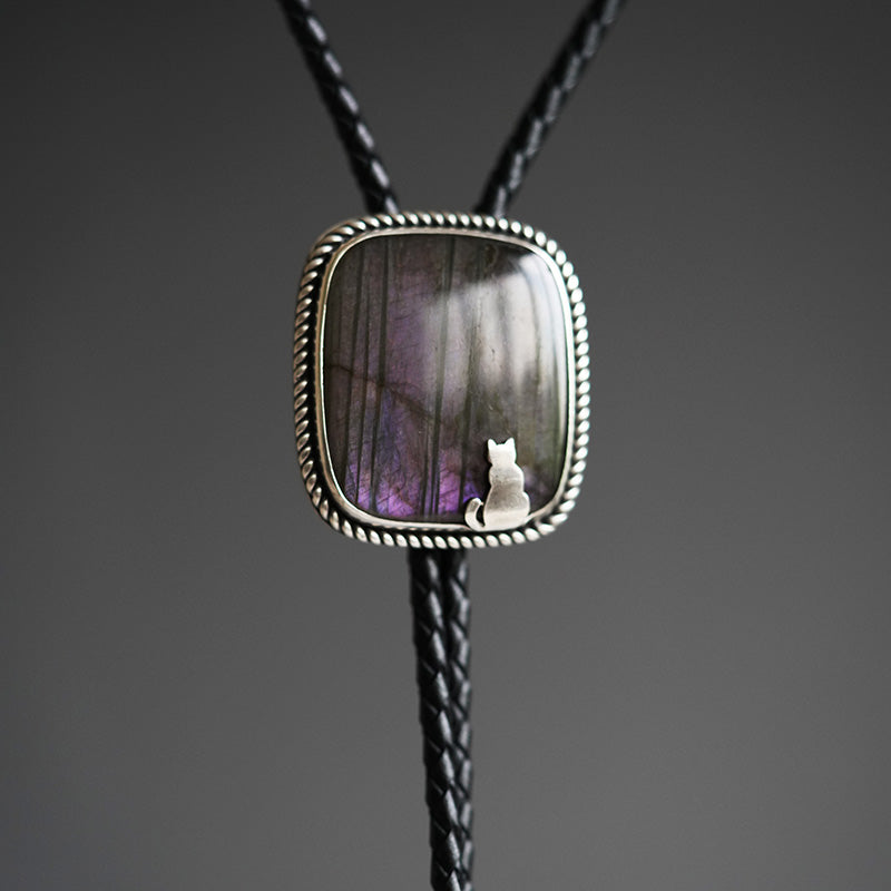 “The Window Gazer” Natural Labradorite and Silver Cat Bolo Tie