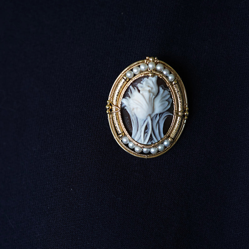 cameo brooch with tulip